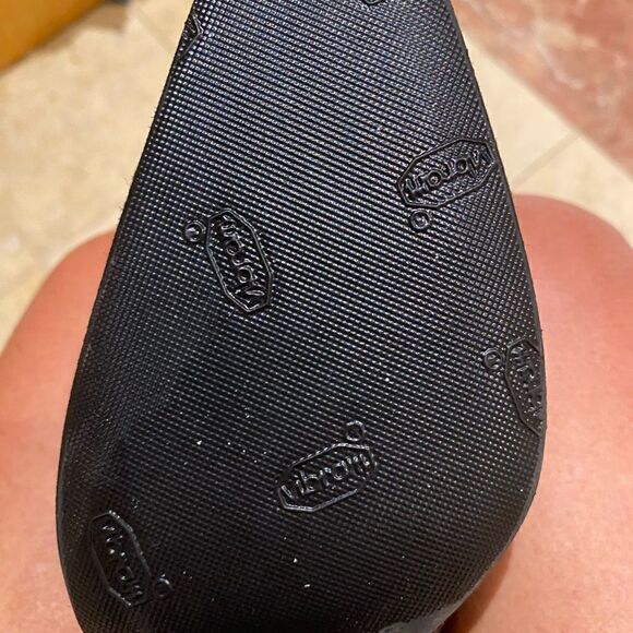 Brown suede slip on Manolo Blahnik booty in size 41 - Picture 11 of 16